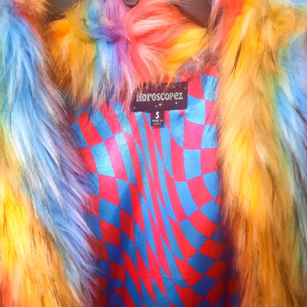 NWOT Dolls Kill Rainbow Faux Fur Cropped Jacket